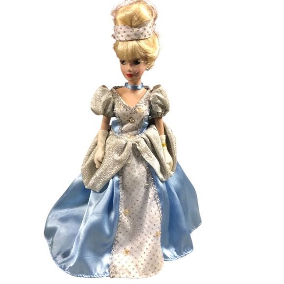 Disney Princess Cinderella Porcelain Doll with Blue Gown 9" Collector's Item - Picture 1 of 2